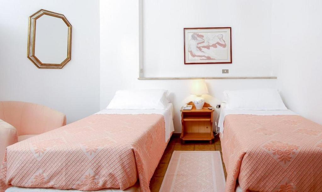 Hotel Su Barchile 奥罗塞伊 外观 照片